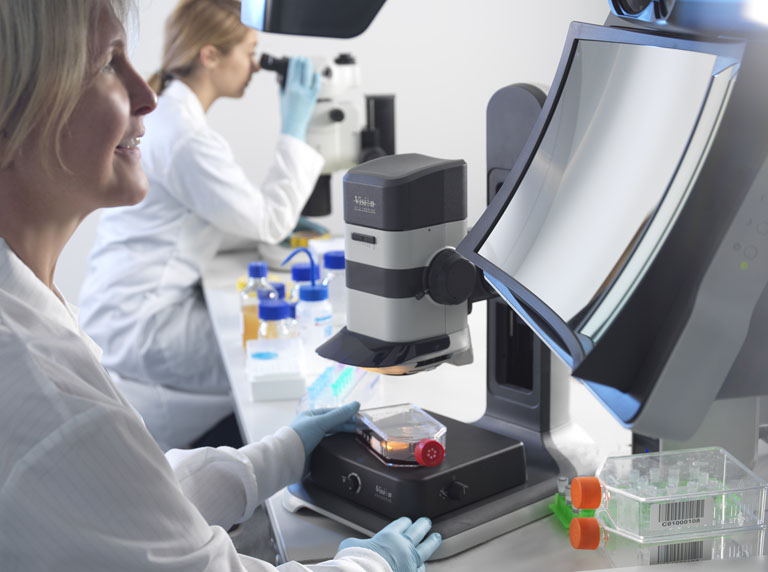 DRV Stereo CAM digital stereo microscope looking at biomed application tissue flask